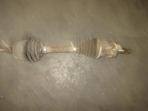 Gebruikte Aandrijfas links-voor Landrover Range Rover Sport (LS) 3.6 TDV8 32V Prijs € 181,50 Inclusief btw aangeboden door Garage Callant