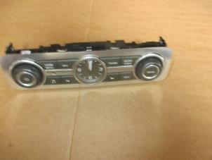 Begagnade Radiokontrollpanel Landrover Range Rover Sport (LS) 3.6 TDV8 32V Pris € 60,50 Inklusive moms erbjuds av Garage Callant