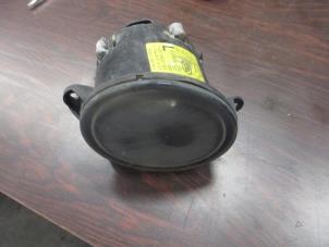 Gebruikte Mistlamp links-voor Landrover Discovery III (LAA/TAA) 2.7 TD V6 Prijs € 30,25 Inclusief btw aangeboden door Garage Callant