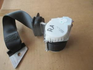 Gebruikte Veiligheidsgordel rechts-achter Jaguar XF (CC9) 2.7 D V6 24V Prijs € 60,50 Inclusief btw aangeboden door Garage Callant