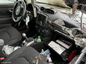 Begagnade Vänster airbag (ratt) Jeep Renegade (BU) Pris € 211,75 Inklusive moms erbjuds av Garage Callant