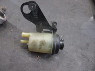 Gebruikte Stuurbekrachtiging Olie Reservoir Jaguar XF Sportbrake Prijs € 18,15 Inclusief btw aangeboden door Garage Callant