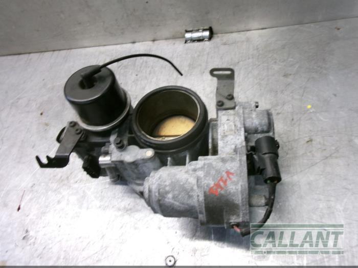 Gasklephuis van een Jaguar XJR 4.0 V8 32V Supercharged 1998