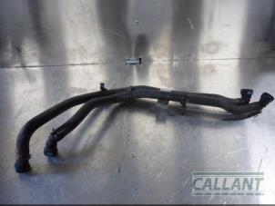 Begagnade Vattenslanganslutning Jaguar XE 2.0 D E-Performance 16V Pris € 30,25 Inklusive moms erbjuds av Garage Callant