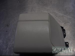 Begagnade Instrumentbräda, del Landrover Range Rover Velar (LY) 2.0 16V P250 AWD Pris € 48,40 Inklusive moms erbjuds av Garage Callant