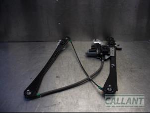 Begagnade Fönstermekanism, 4-dörrars, höger fram Jaguar XJ (X350) 6 3.0 V6 24V Pris € 235,95 Inklusive moms erbjuds av Garage Callant