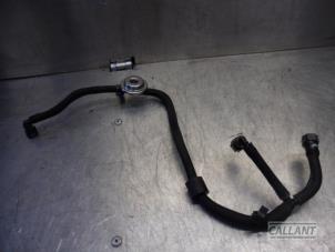 Begagnade Bränsleledning Jaguar XF (CC9) 3.0 D V6 24V Pris € 30,25 Inklusive moms erbjuds av Garage Callant