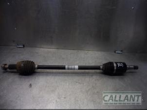 Gebruikte Aandrijfas rechts-achter Jaguar E-Pace 2.0 D 150 16V AWD Prijs € 151,25 Inclusief btw aangeboden door Garage Callant