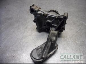 Begagnade Oljepump Landrover Range Rover Evoque (LVJ/LVS) 2.2 TD4 16V 5-drs. Pris € 60,50 Inklusive moms erbjuds av Garage Callant