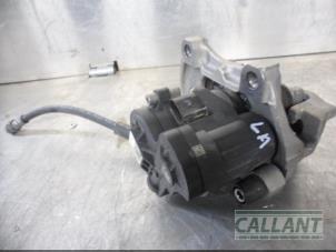 Gebruikte Remklauw (Tang) links-achter Audi A3 Sportback (8YA) 2.0 30 TDI 16V Prijs € 121,00 Inclusief btw aangeboden door Garage Callant