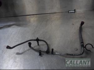 Begagnade Bränslereturledning Jaguar XJ (X351) 3.0 D V6 24V Pris € 60,50 Inklusive moms erbjuds av Garage Callant
