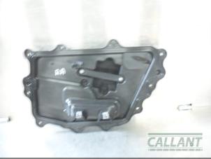 Begagnade Dörrskydd, 4-dörrars, höger bak Landrover Range Rover Velar (LY) 3.0 D300 AWD Pris € 18,15 Inklusive moms erbjuds av Garage Callant