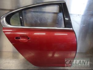 Begagnade Bakdörr, 4-dörrars, höger Jaguar XF (CC9) 3.0 D V6 24V Pris € 302,50 Inklusive moms erbjuds av Garage Callant