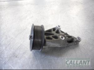 Begagnade Remskiva, drivrem Jaguar XF (CC9) 3.0 D V6 24V Pris € 24,20 Inklusive moms erbjuds av Garage Callant