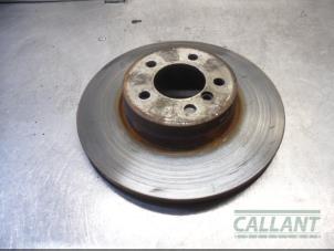 Gebruikte Remschijf voor Landrover Range Rover III (LM) 4.4 V8 32V Prijs € 30,25 Inclusief btw aangeboden door Garage Callant