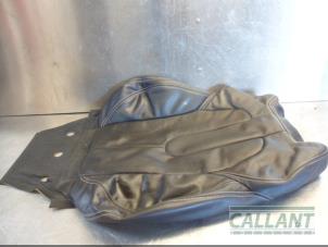 Begagnade Sätesklädsel, vänster Landrover Range Rover Evoque (LVJ/LVS) 2.2 TD4 16V Pris € 151,25 Inklusive moms erbjuds av Garage Callant