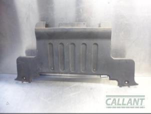 Begagnade Stötfångare, nedre del Landrover Range Rover IV (LG) 3.0 TDV6 24V Pris € 30,25 Inklusive moms erbjuds av Garage Callant