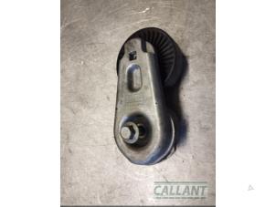 Begagnade Remspännare, multi Landrover Range Rover IV (LG) 3.0 TDV6 24V Pris € 60,50 Inklusive moms erbjuds av Garage Callant