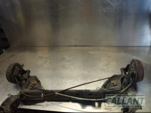 Begagnade Bakre drivaxel Renault Clio IV (5R) 1.5 Energy dCi 90 FAP Pris € 211,75 Inklusive moms erbjuds av Garage Callant