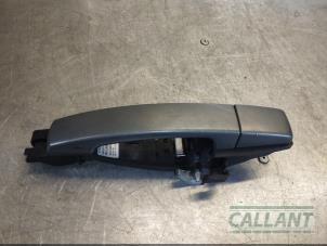 Gebruikte Portiergreep 4Deurs links-achter Landrover Range Rover Sport (LS) 2.7 TDV6 24V Prijs € 30,25 Inclusief btw aangeboden door Garage Callant