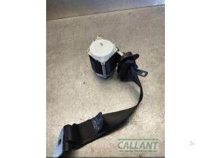 Gebruikte Veiligheidsgordel rechts-achter Jaguar XF (CC9) 3.0 D V6 24V Prijs € 60,50 Inclusief btw aangeboden door Garage Callant