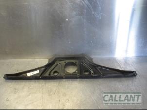 Begagnade Stöd (diverse) Jaguar XJ8 (X308) 3.2 V8 32V Executive,Sport Pris € 60,50 Inklusive moms erbjuds av Garage Callant