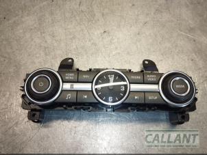 Begagnade Radiokontrollpanel Landrover Freelander II 2.2 tD4 16V Pris € 60,50 Inklusive moms erbjuds av Garage Callant