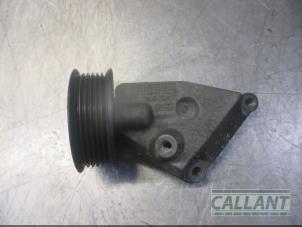 Begagnade Remskiva, drivrem Jaguar XJ (X351) 3.0 D V6 24V Pris € 30,25 Inklusive moms erbjuds av Garage Callant