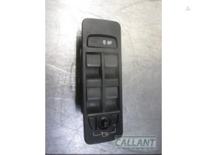 Używane Przelacznik combi okienny Landrover Discovery Sport (LC) 2.0 TD4 180 16V Cena € 60,50 Z VAT oferowane przez Garage Callant