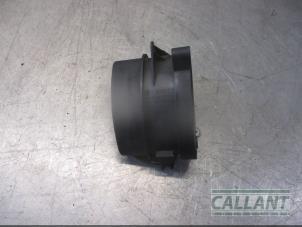 Używane Czujnik masy powietrza Landrover Range Rover III (LM) 2.9 TD6 24V Cena € 60,50 Z VAT oferowane przez Garage Callant