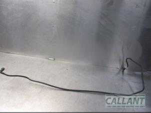 Gebruikte Brandstofleiding Landrover Range Rover Velar (LY) 2.0 D240 AWD Prijs € 18,15 Inclusief btw aangeboden door Garage Callant