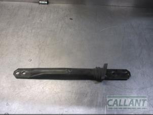 Begagnade Stöd (diverse) Landrover Range Rover Velar (LY) 2.0 D240 AWD Pris € 30,25 Inklusive moms erbjuds av Garage Callant