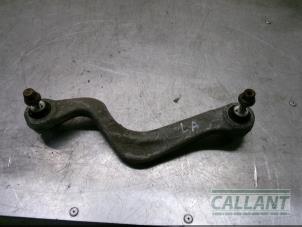 Begagnade Bakre övre gaffelben, vänster Jaguar E-Pace 2.0 D 150 16V AWD Pris € 60,50 Inklusive moms erbjuds av Garage Callant