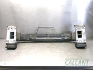 Begagnade Främre stötfångarram Landrover Range Rover Sport (LW) 3.0 TDV6 Pris € 302,50 Inklusive moms erbjuds av Garage Callant