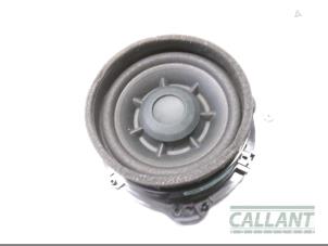 Begagnade Högtalare Landrover Range Rover Velar (LY) 2.0 D240 AWD Pris € 30,25 Inklusive moms erbjuds av Garage Callant