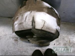 Begagnade Isolering, hjulhus Landrover Range Rover Sport (LW) 3.0 TDV6 Pris € 60,50 Inklusive moms erbjuds av Garage Callant