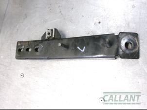 Gebruikte Steun (diversen) Landrover Range Rover Sport (LW) 3.0 TDV6 Prijs € 60,50 Inclusief btw aangeboden door Garage Callant