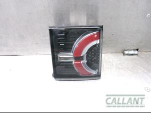 Begagnade Baklykta, vänster Landrover Discovery Sport (LC) 2.0 TD4 180 16V Pris € 151,25 Inklusive moms erbjuds av Garage Callant