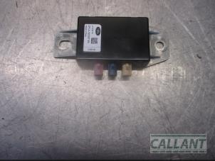 Begagnade GPS-antenn Landrover Discovery Sport (LC) 2.0 TD4 180 16V Pris € 36,30 Inklusive moms erbjuds av Garage Callant