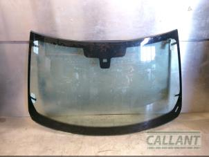 Begagnade Framruta Landrover Range Rover Sport (LW) 3.0 TDV6 Pris € 363,00 Inklusive moms erbjuds av Garage Callant