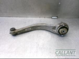 Gebruikte Draagarm onder links-voor Jaguar F-Pace 2.0 D 180 16V AWD Prijs € 90,75 Inclusief btw aangeboden door Garage Callant