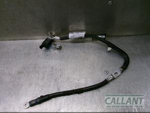 Begagnade Batteriterminal Landrover Range Rover IV (LG) 3.0 TDV6 24V Pris € 90,75 Inklusive moms erbjuds av Garage Callant