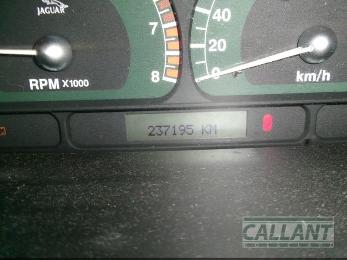 Växellåda från en Jaguar S-type (X200) 2.5 V6 24V 2003