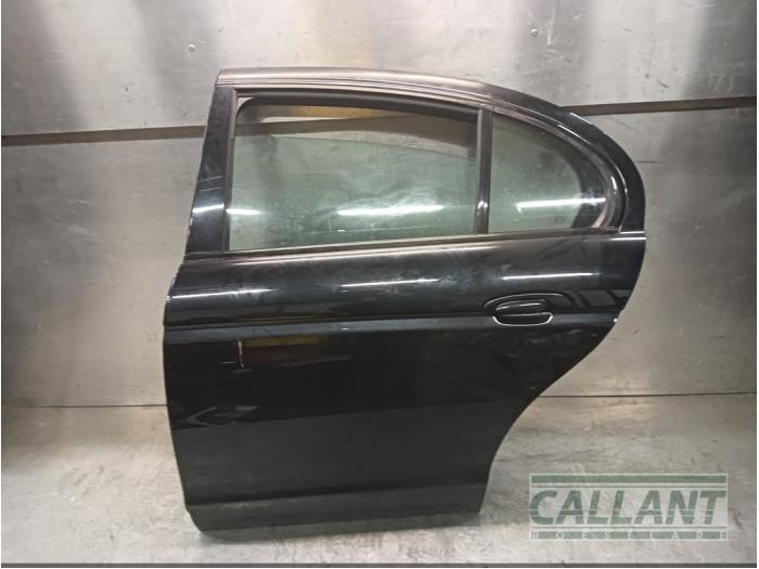 Bakdörr, 4-dörrars, vänster från en Jaguar S-type (X200) 2.5 V6 24V 2003