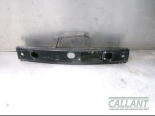 Begagnade Främre stötfångarram Landrover Range Rover IV (LG) 3.0 TDV6 24V Pris € 302,50 Inklusive moms erbjuds av Garage Callant