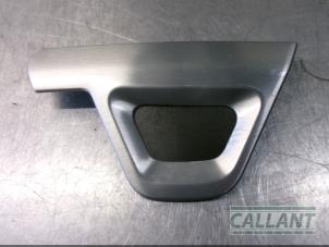 Begagnade Instrumentbräda, del Landrover Range Rover IV (LG) 3.0 TDV6 24V Pris € 30,25 Inklusive moms erbjuds av Garage Callant