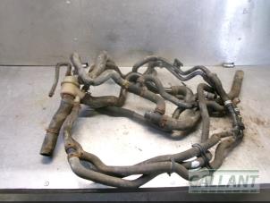 Gebruikte Radiateurslang Landrover Discovery III (LAA/TAA) 2.7 TD V6 Prijs € 199,65 Inclusief btw aangeboden door Garage Callant