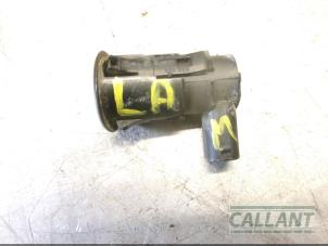 Begagnade Parkeringssensor Jaguar S-type (X200) 2.5 V6 24V Pris € 30,25 Inklusive moms erbjuds av Garage Callant