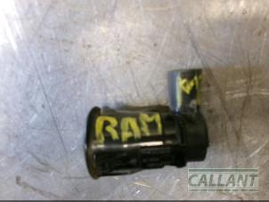 Begagnade Parkeringssensor Jaguar S-type (X200) 2.5 V6 24V Pris € 30,25 Inklusive moms erbjuds av Garage Callant