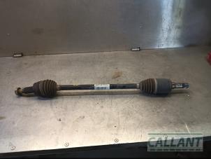 Gebruikte Steekas links-achter Landrover Discovery Sport (LC) 2.0 TD4 150 16V Prijs € 151,25 Inclusief btw aangeboden door Garage Callant